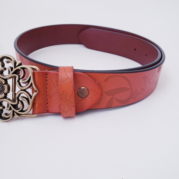 Tan Leather Belt with Brass Buckle - Picture 9 of 16